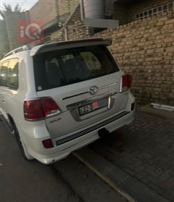 تويوتا لاندكروزر